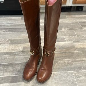 Michael kors boots